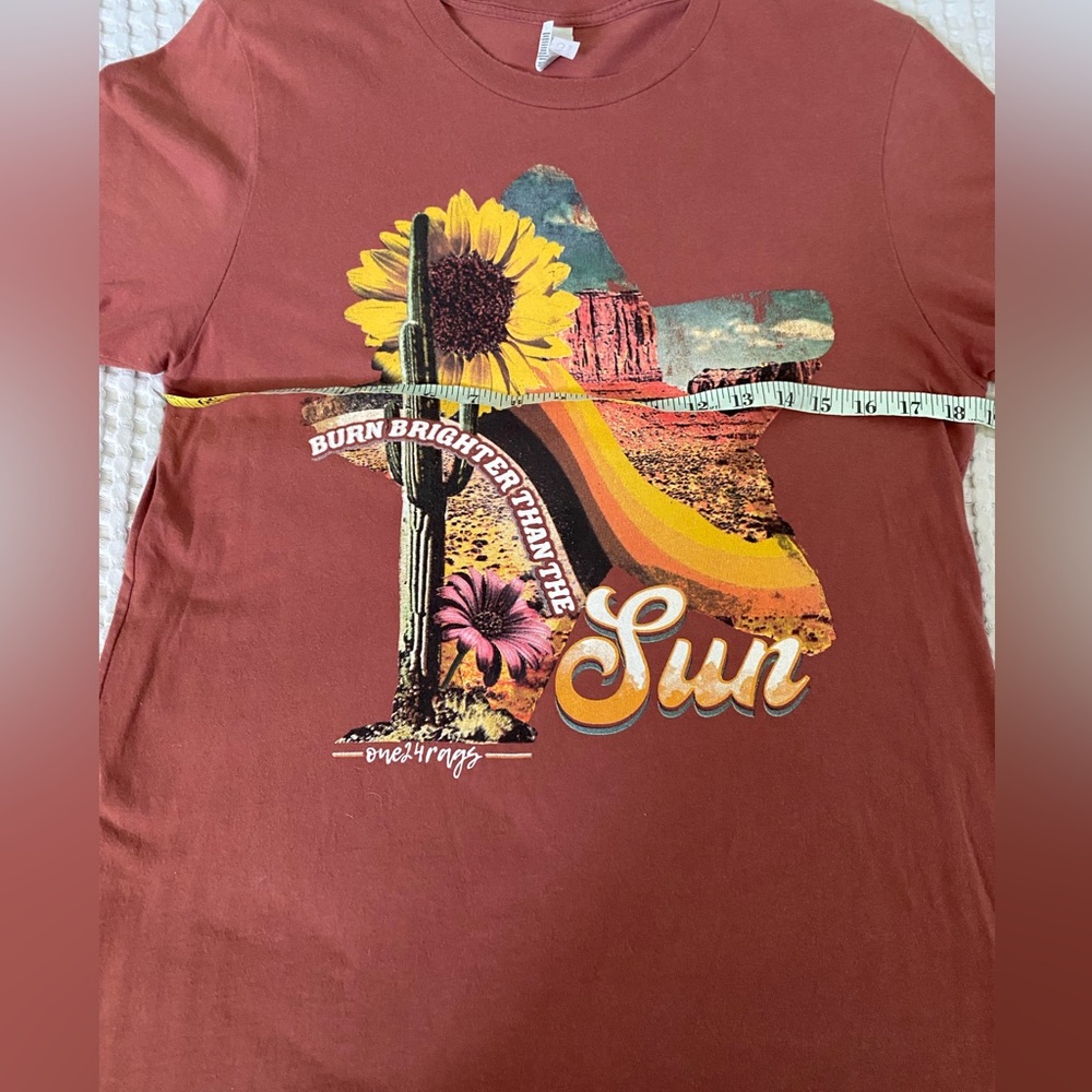One24 Rags Bella Canvas Rust Sunflower Desert Graphic Tee Women Size M - Picture 2 of 6